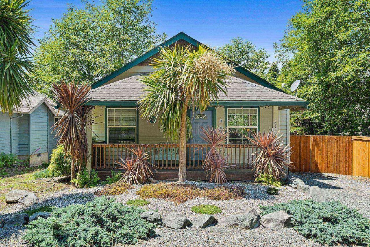 Beach Bungalow ロックアウェイ・ビーチ エクステリア 写真